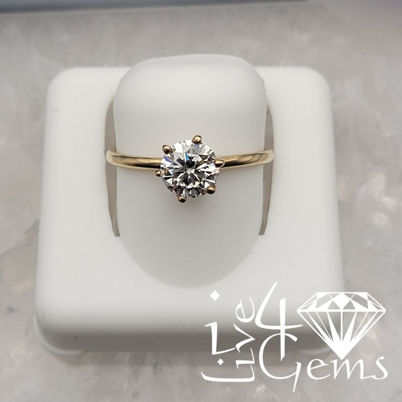 10kt 1ct Moissanite Ring S8