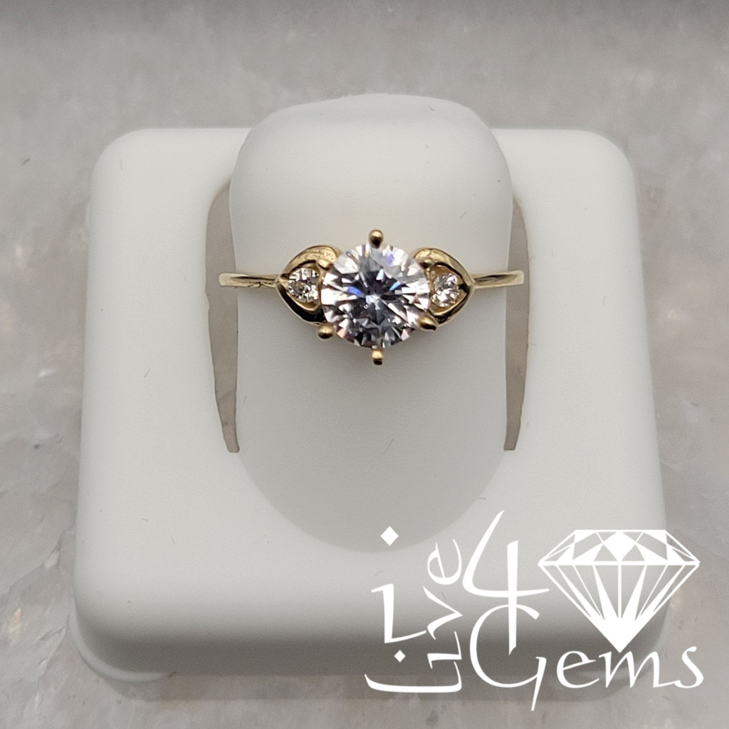 10kty Round Solitaire Cz Heart Ring