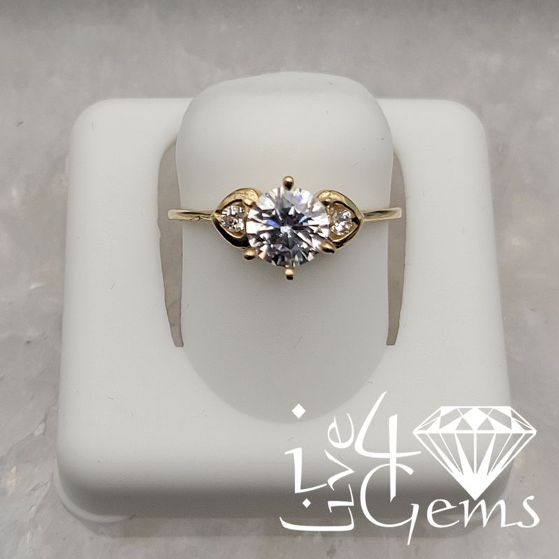 10kty Round Solitaire Cz Heart Ring