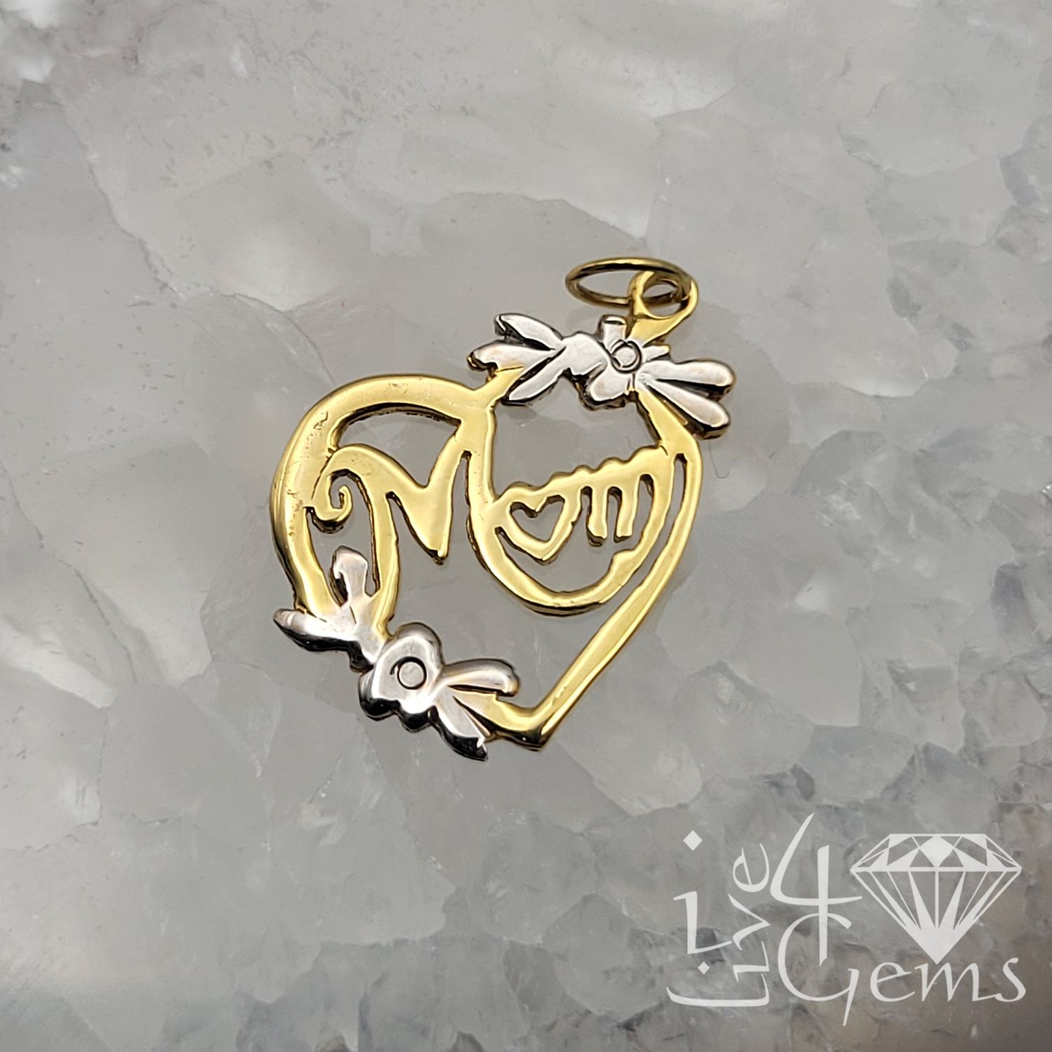 10kt Gold Mom Heart Pendant
