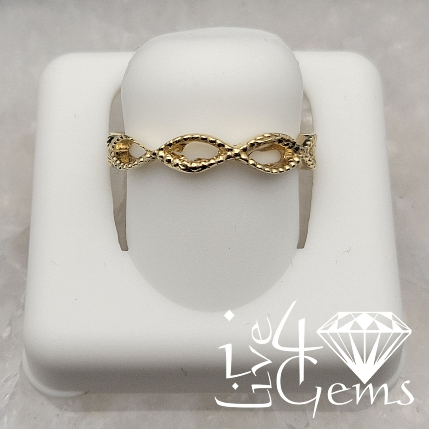 10kt Infinity Pattern Ring