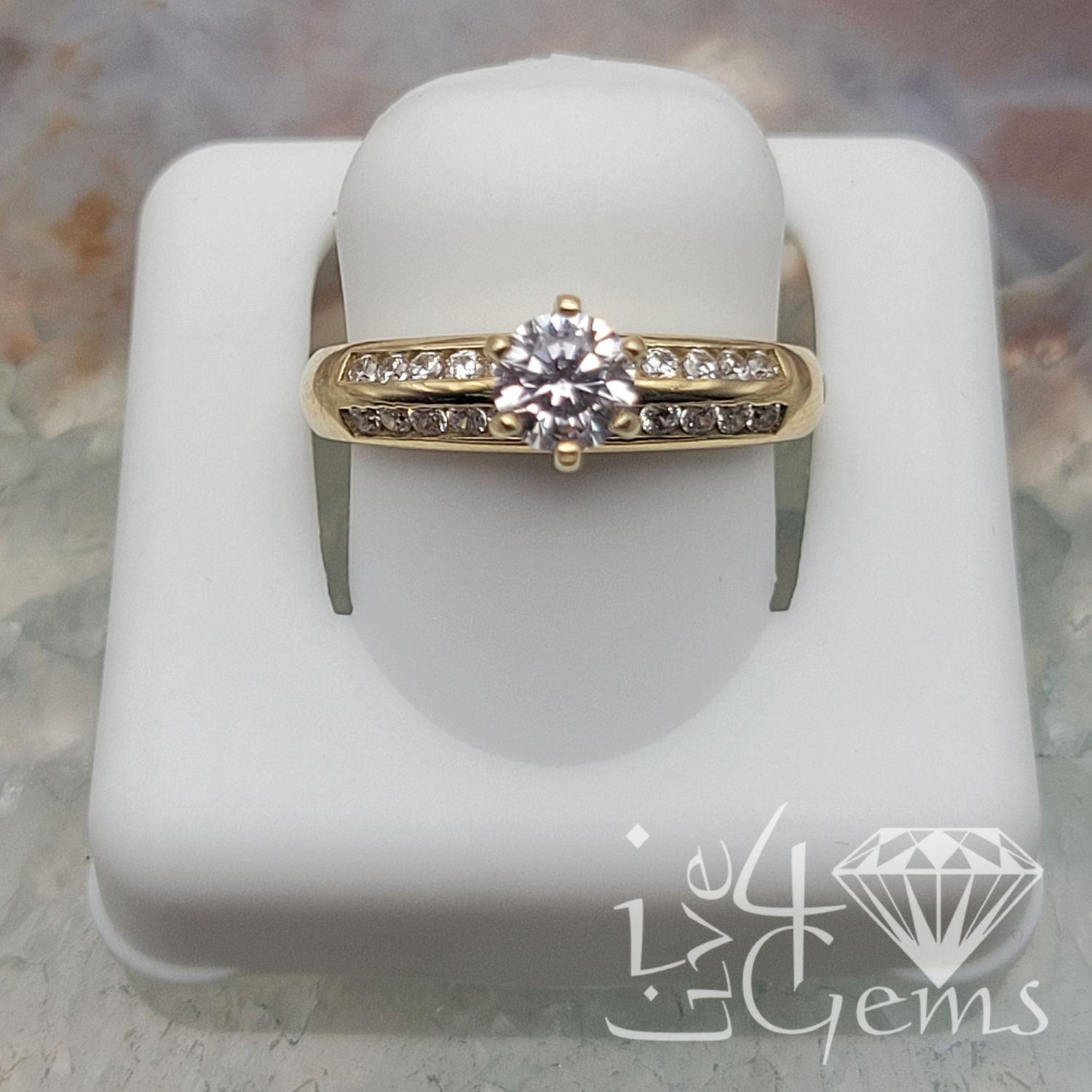 10kty CZ Soliatire Ring