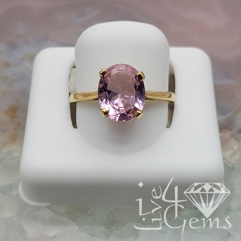 10kty Solitaire Pink Oval CZ Ring