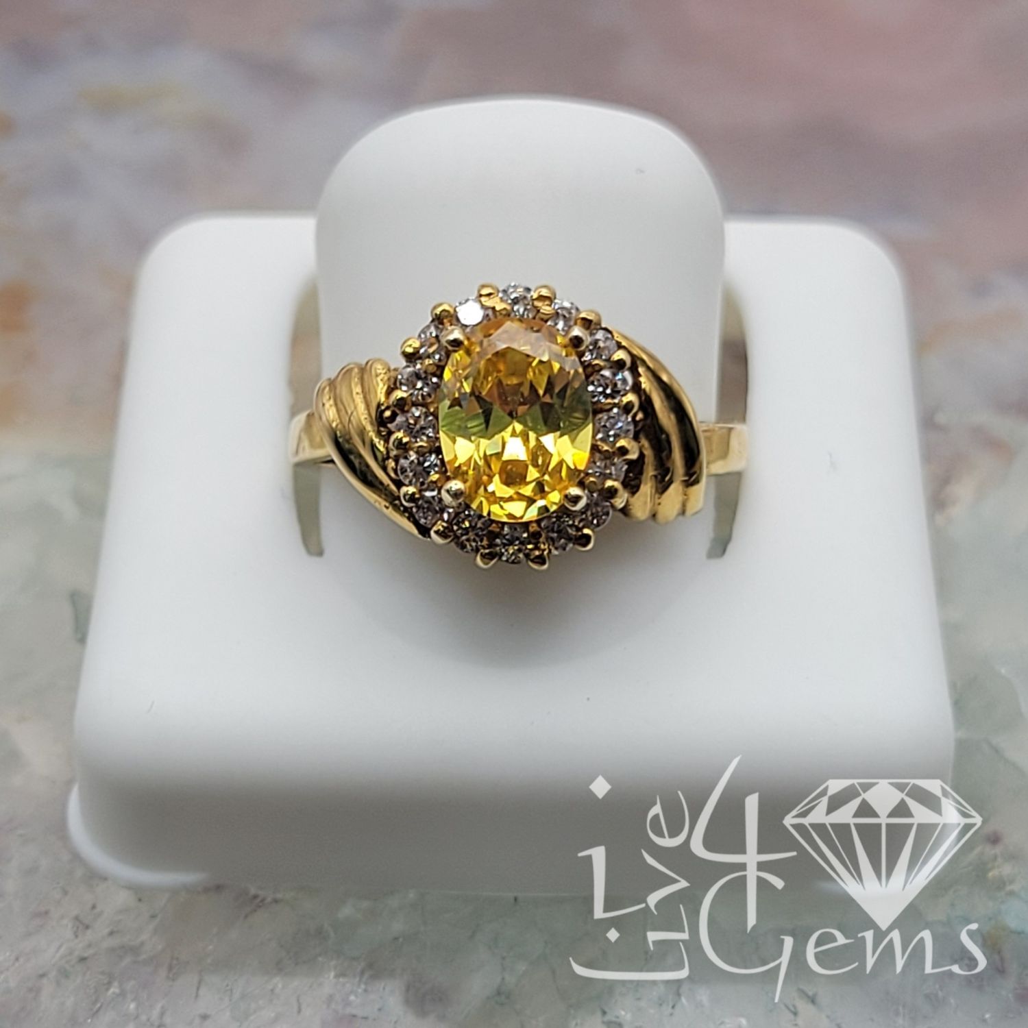 10kty Yellow Oval Halo CZ Ring