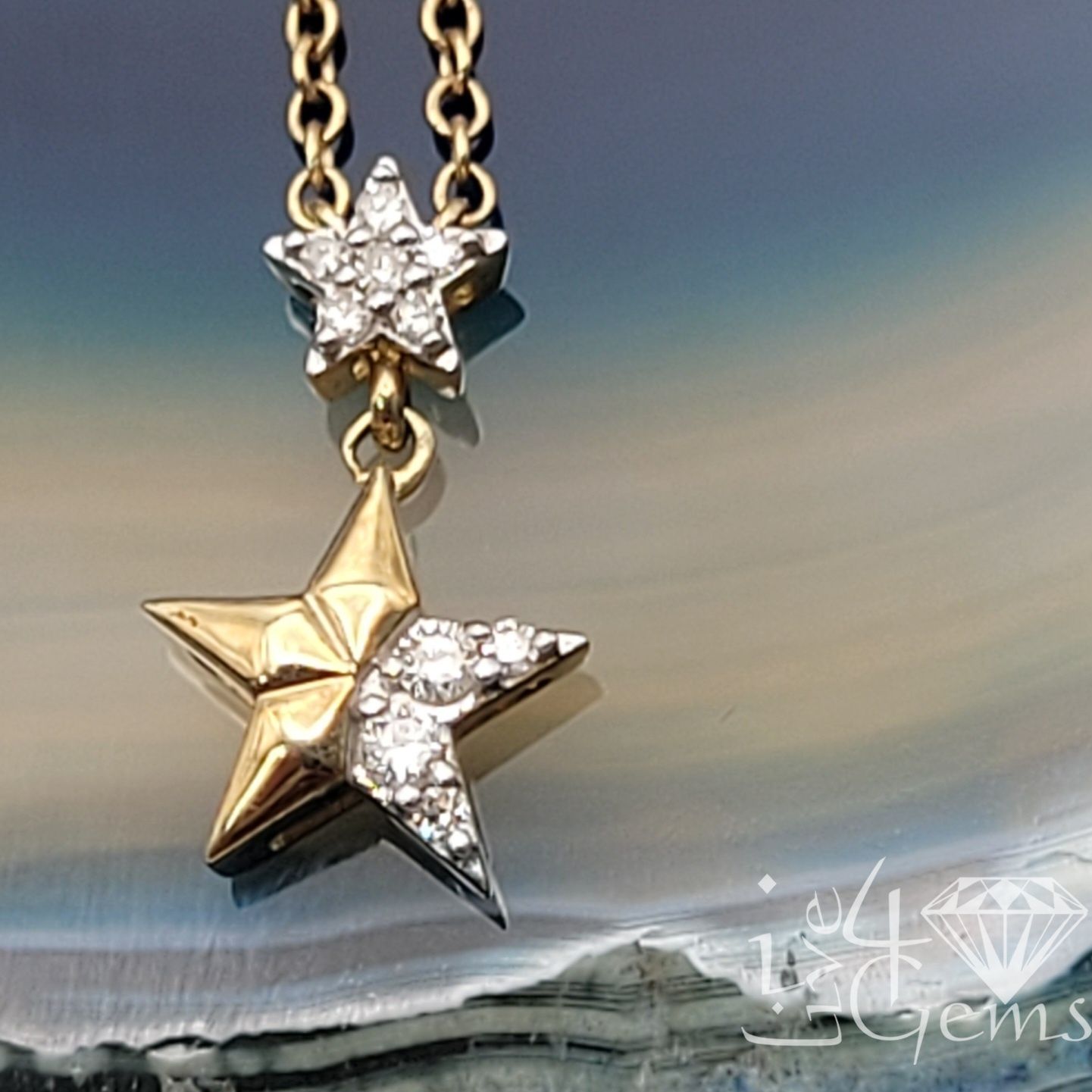 10kty 1/12ctw Diamond Double Star Necklace