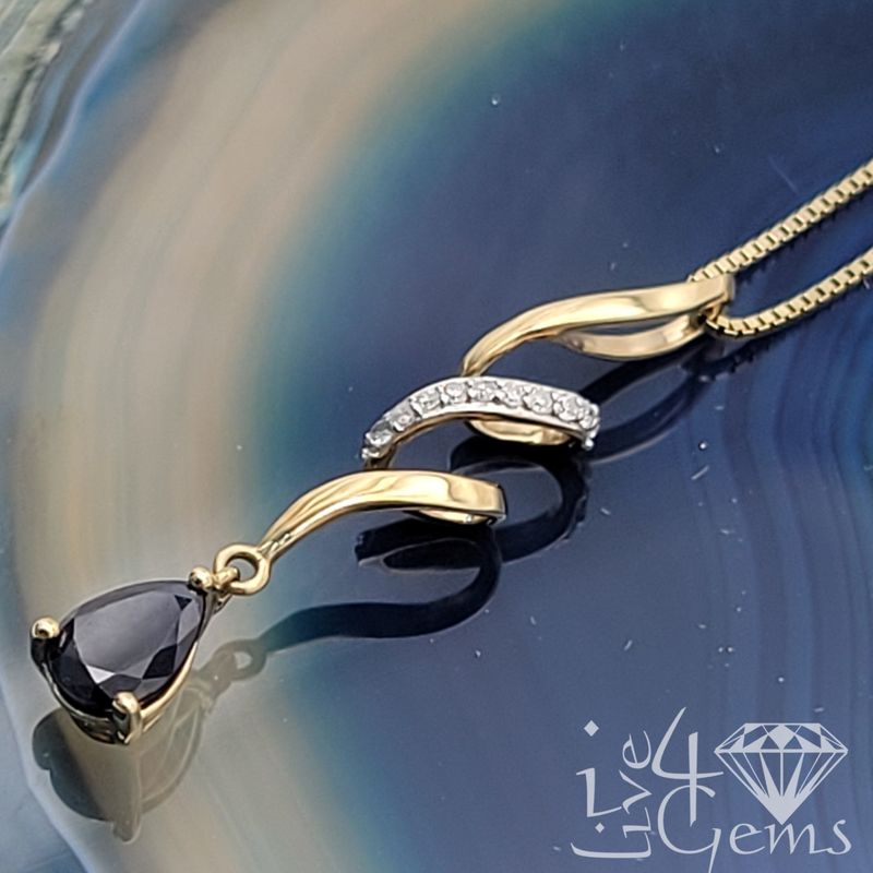 10kty 0.8ctw Dia/Sapphire Pendant/Chain