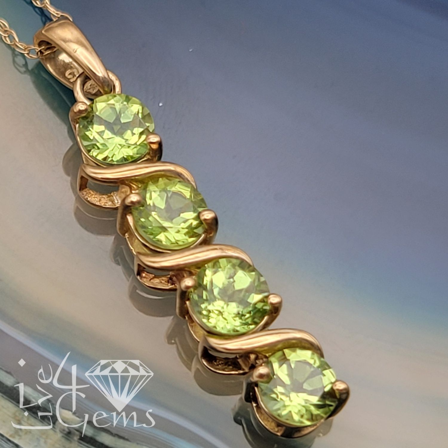 10kt Peridot Eternity Necklace