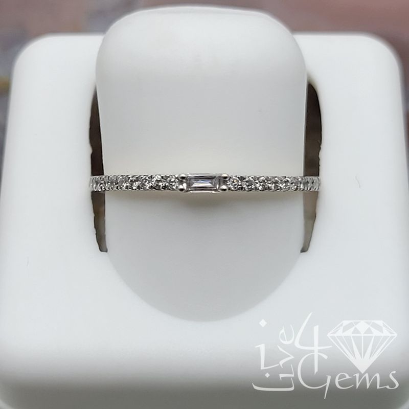 10kty Baguette 1/6ctw Diamond Stackable Band