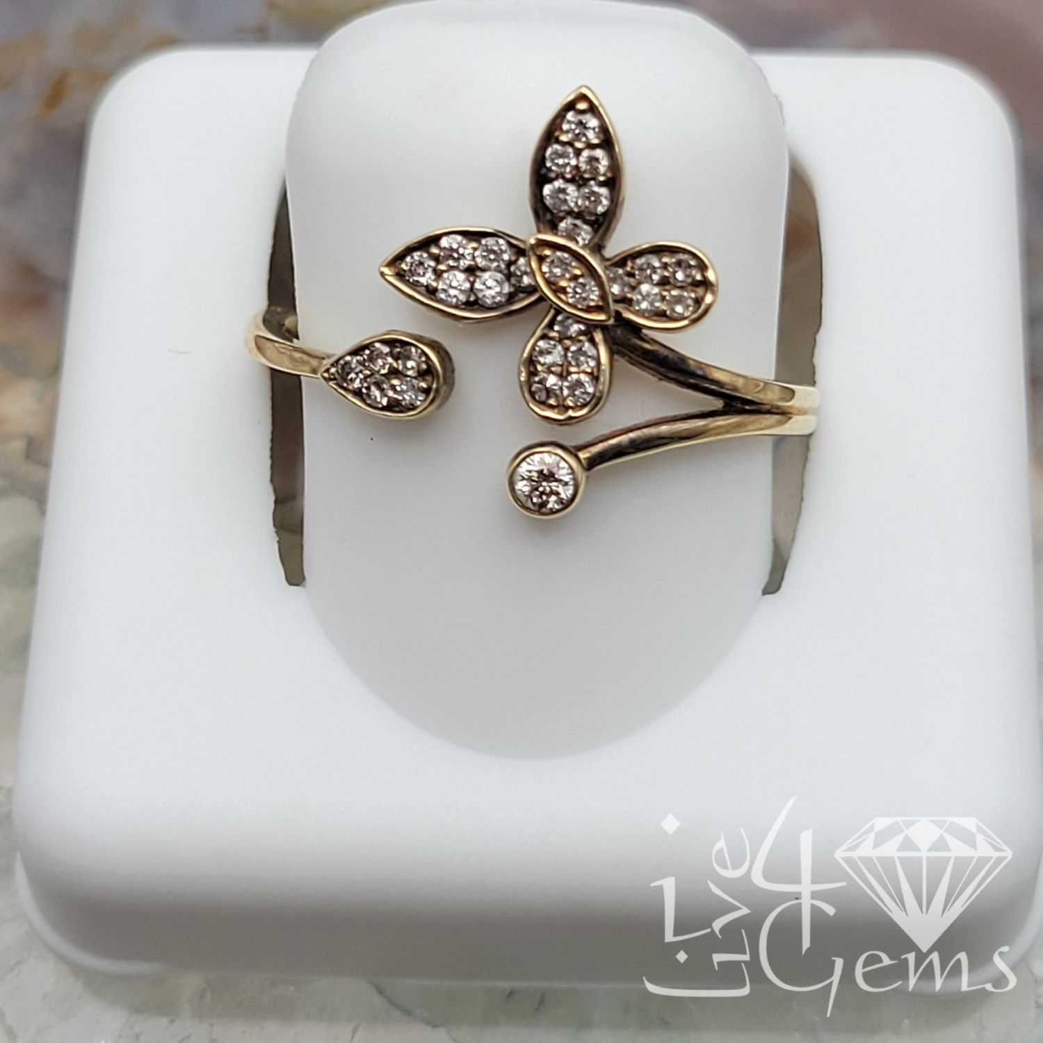 10kty 1/5ctw Diamond Single Cuff Butterfly Ring