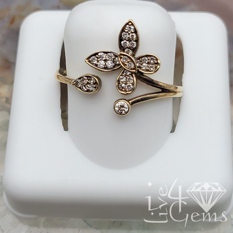 10kty 1/5ctw Diamond Single Cuff Butterfly Ring