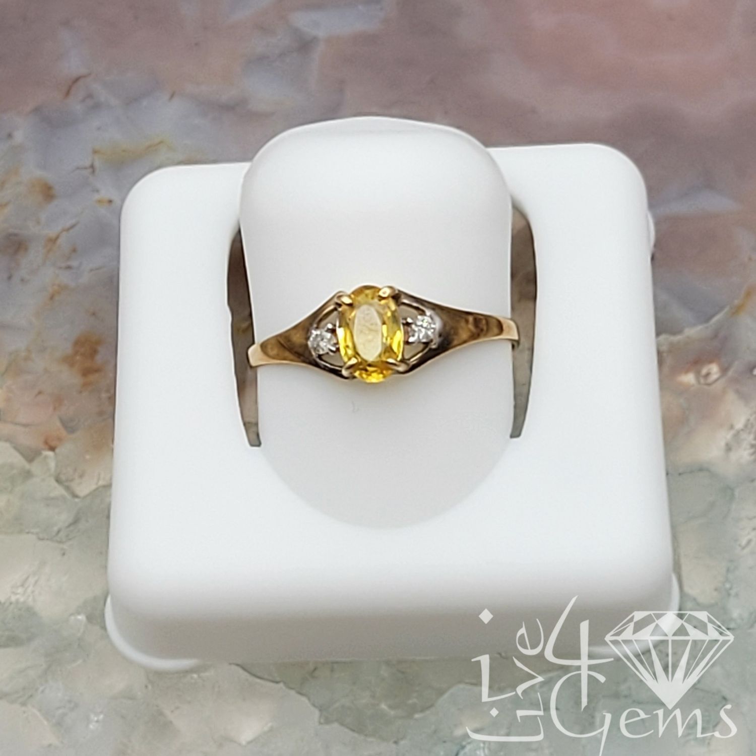 10kty 0.04ct Dia 0.6ct Yellow Sapphire Ring S6.5