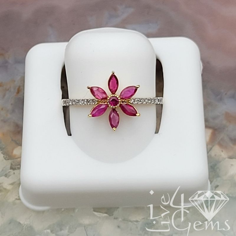 10kty 0.07ctw Diamond Ruby Flower Ring