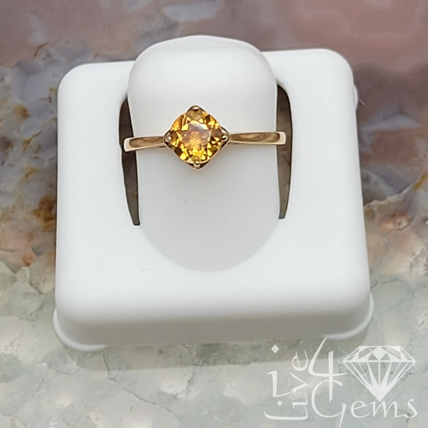 10kty 3/4ctw Citrine Ring