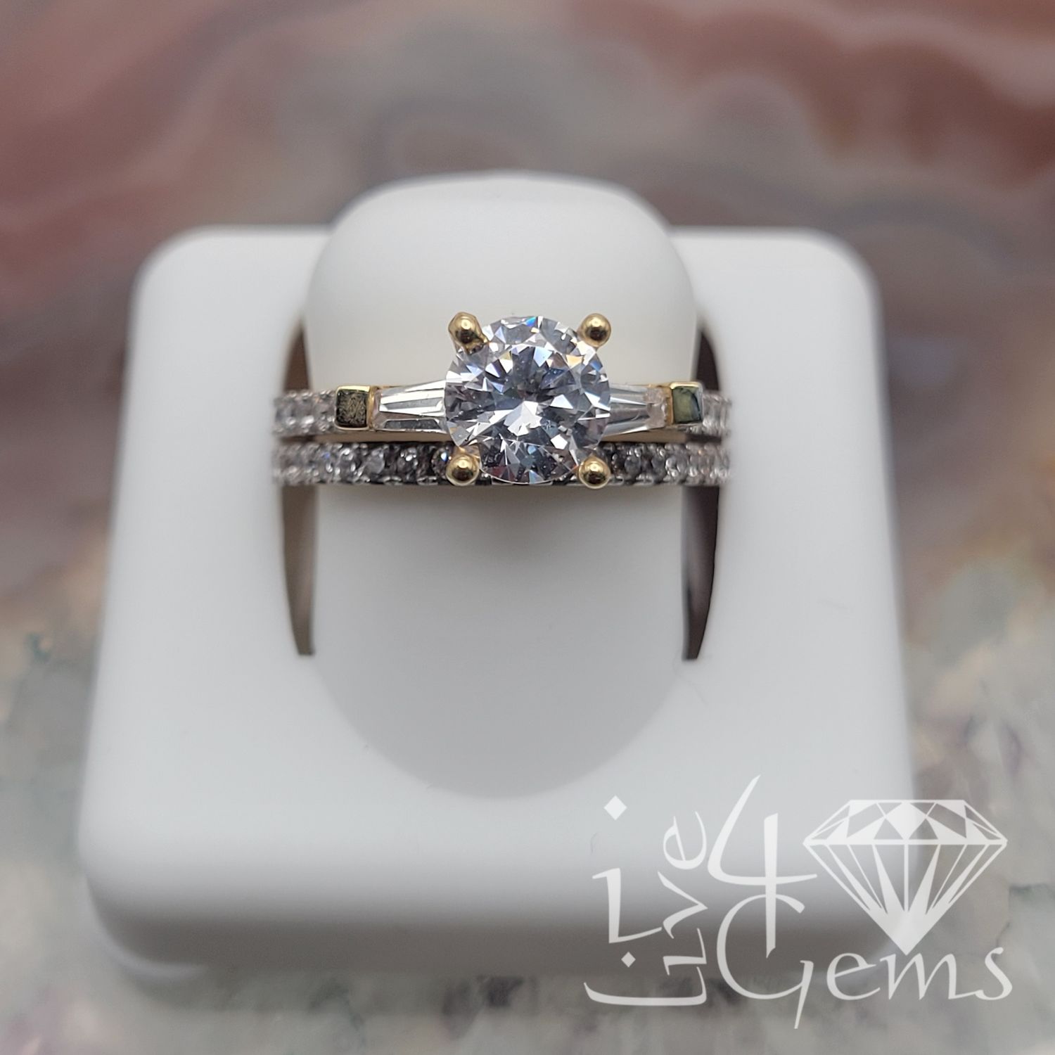 10kty Round Cz Solitaire Baguette Bridal Set