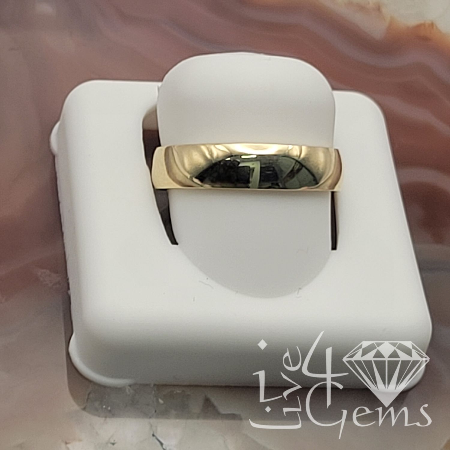 10kt Yellow 5mm Regular Fit size 7