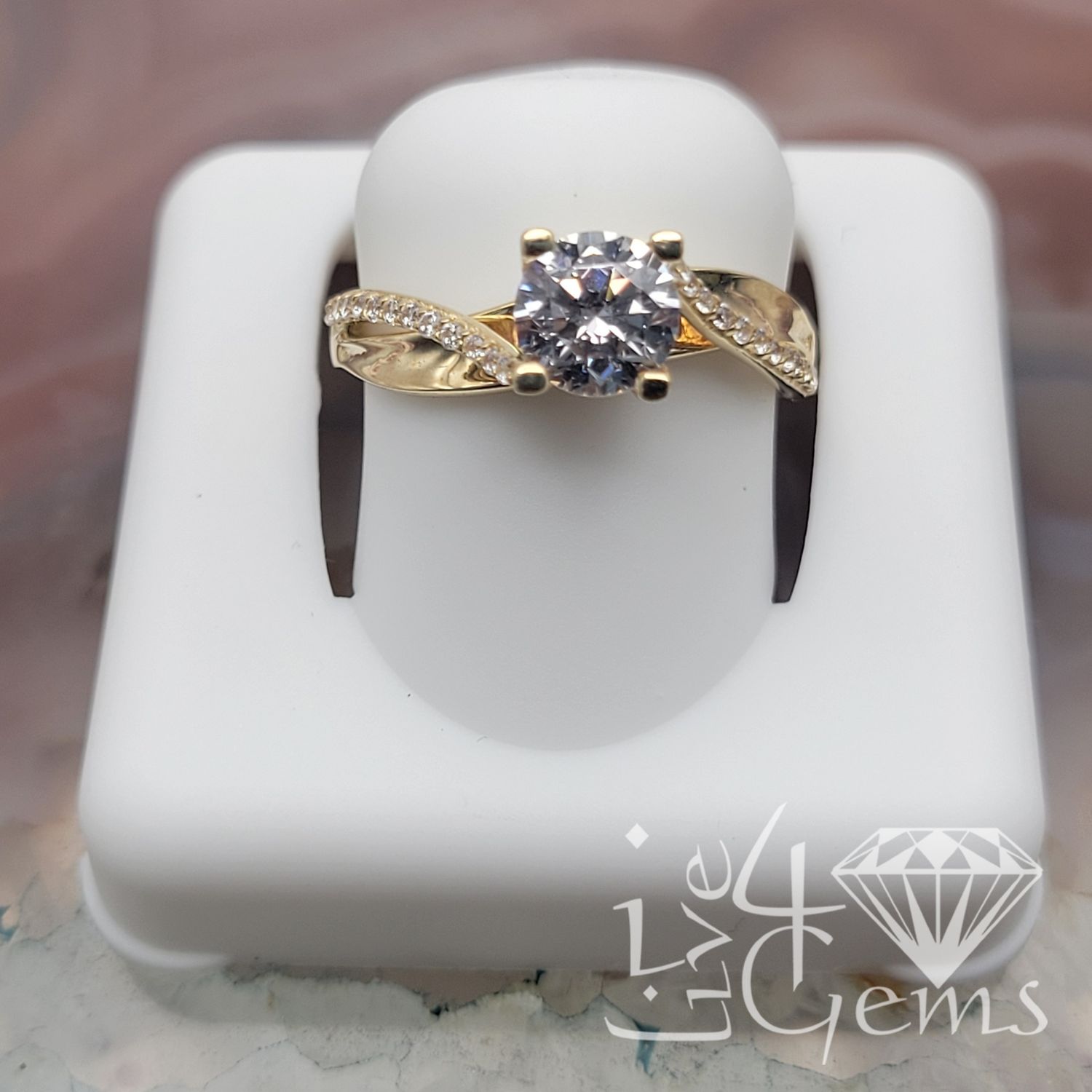 10kty Cz Spiral Band Round Cz Ring S6.5
