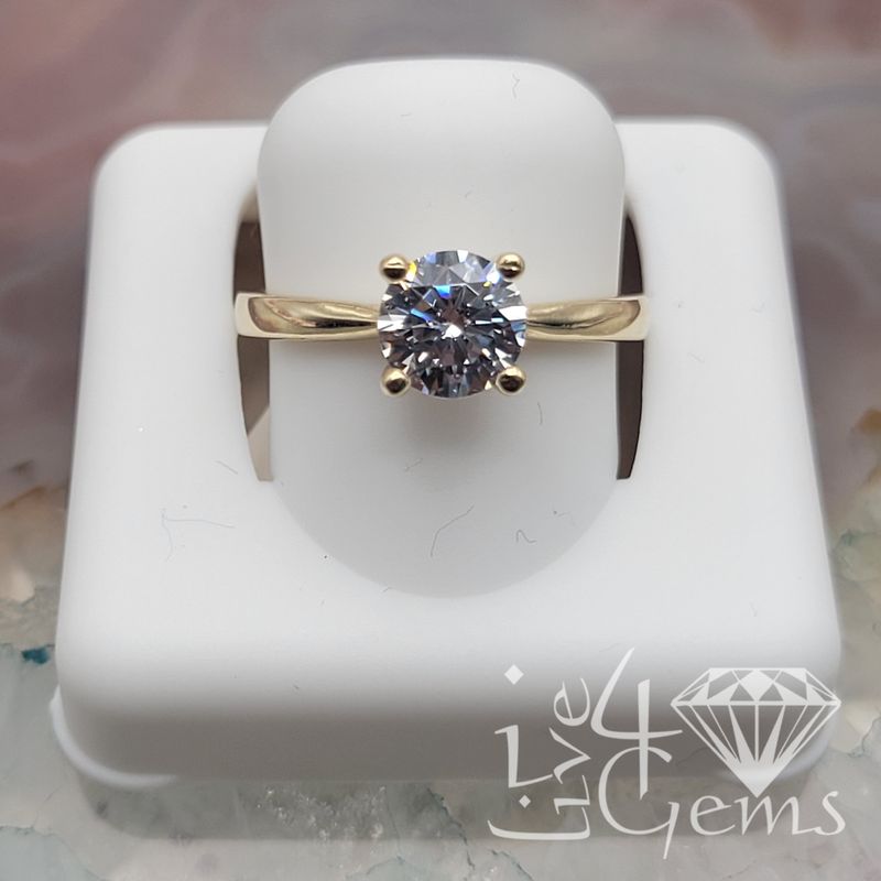 10kty Round Solitaire CZ Ring S7.5