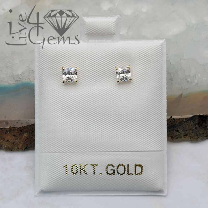 10kty 3x3mm Square Cz Stud