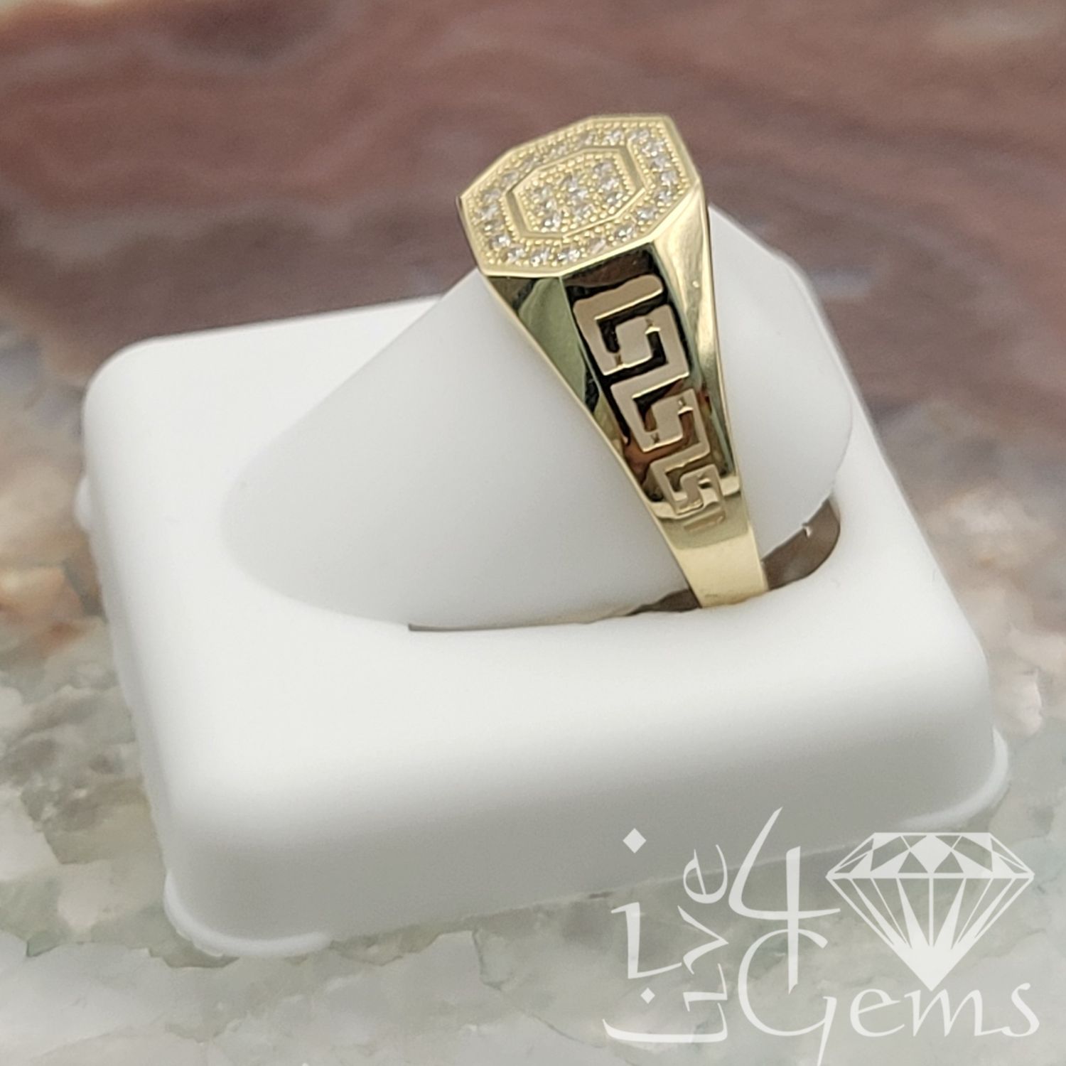 10kty Octagon Pattern Mens CZ Band