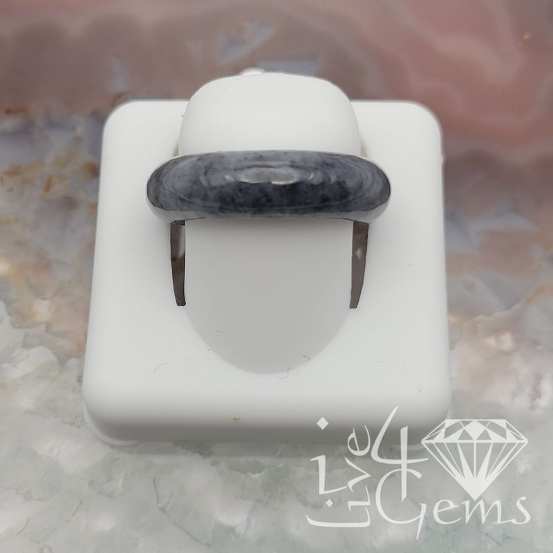 Gray Jade Ring 7mm S8