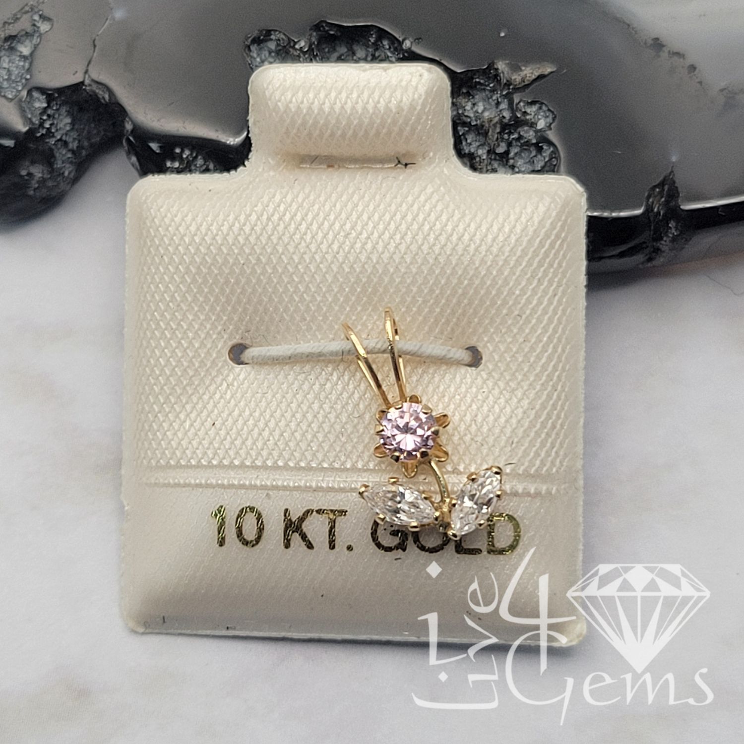 10kty 20&quot; Chain w Pink Cz Flower Pendant