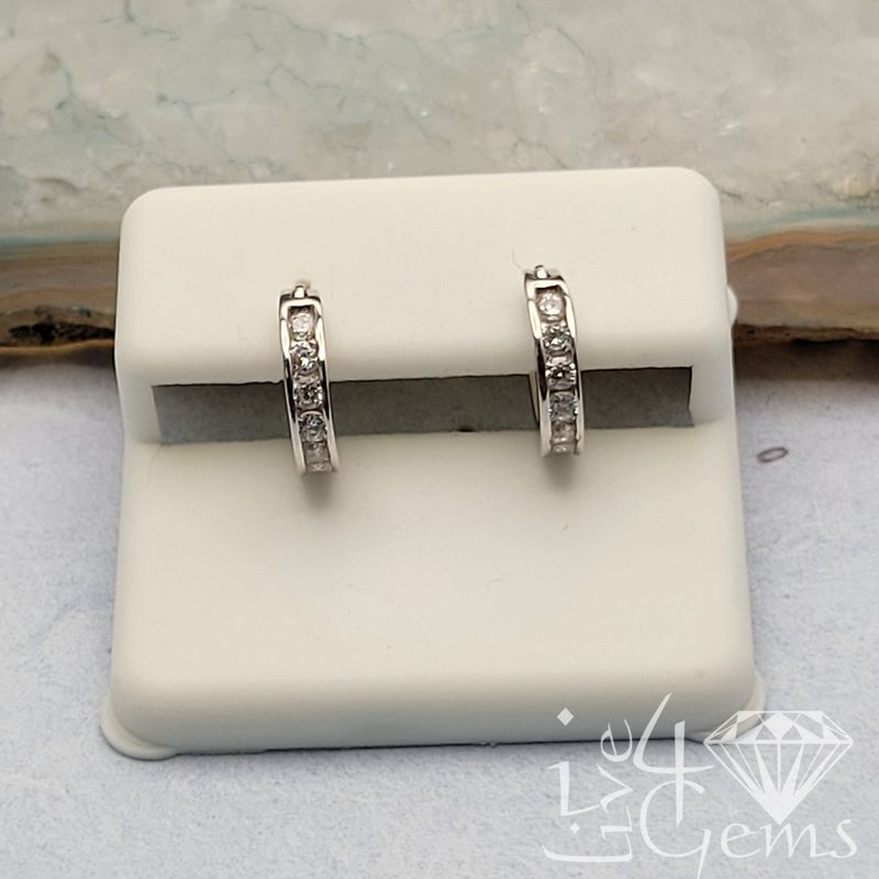 Silver Cz Single Row Hinged Lock 0.5&quot; Hoop