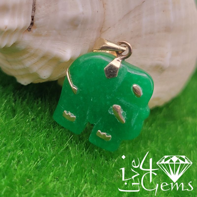 14kt Gold Jade Elephant Pendant