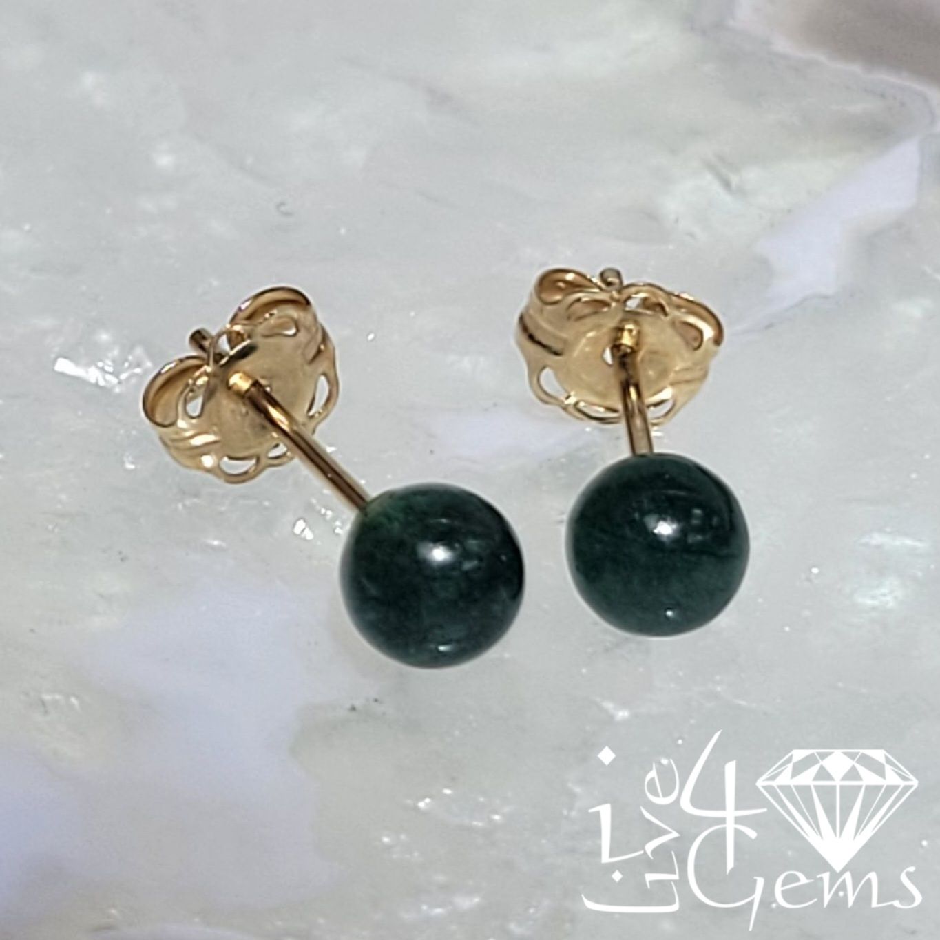 14kt  XS Green Jade Stud 4mm