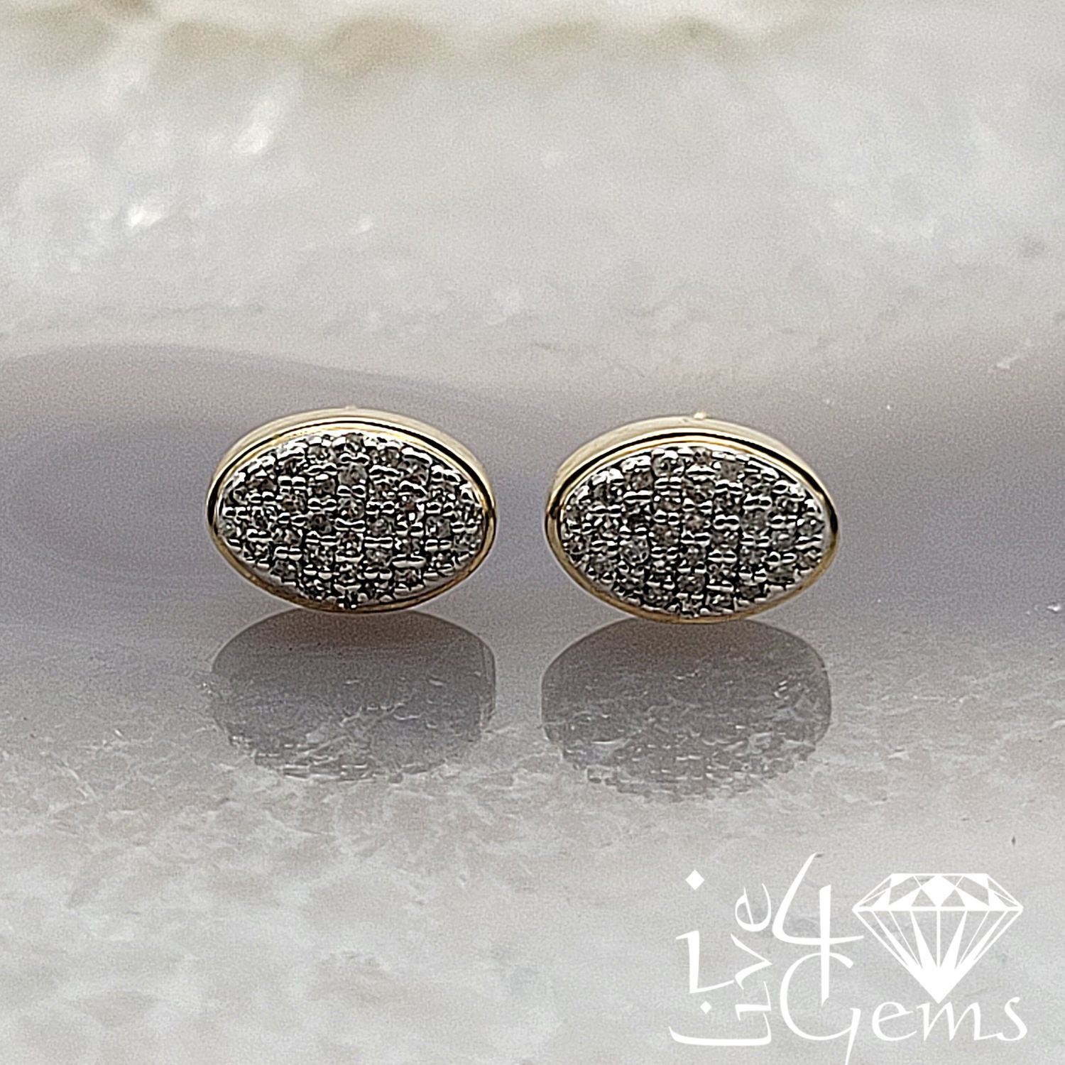 10kty 1/5ctw Dia Oval Stud Earring