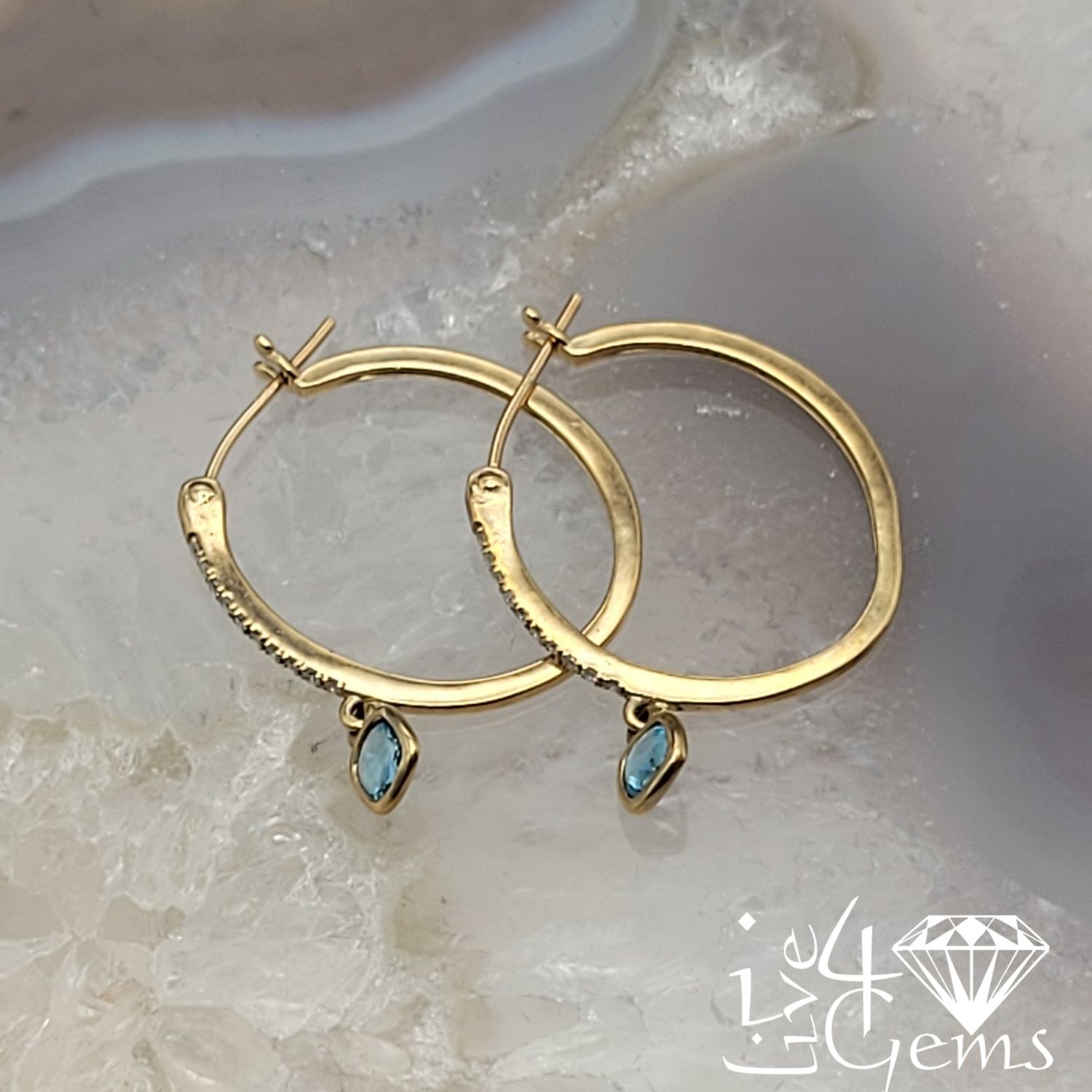 10kt 0.1ctw Blue Topaz Diamond Hoop