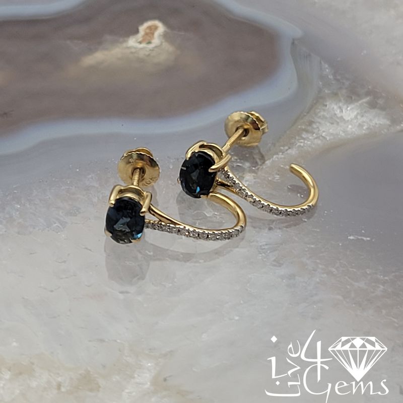 10kty 0.1ctw Dia  London Blue Topaz Hanging Earring