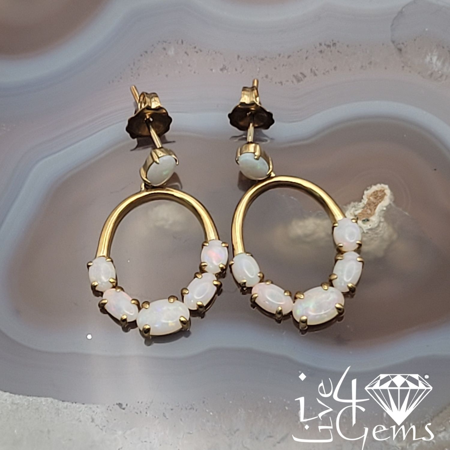 10kty Opal Oval Earring