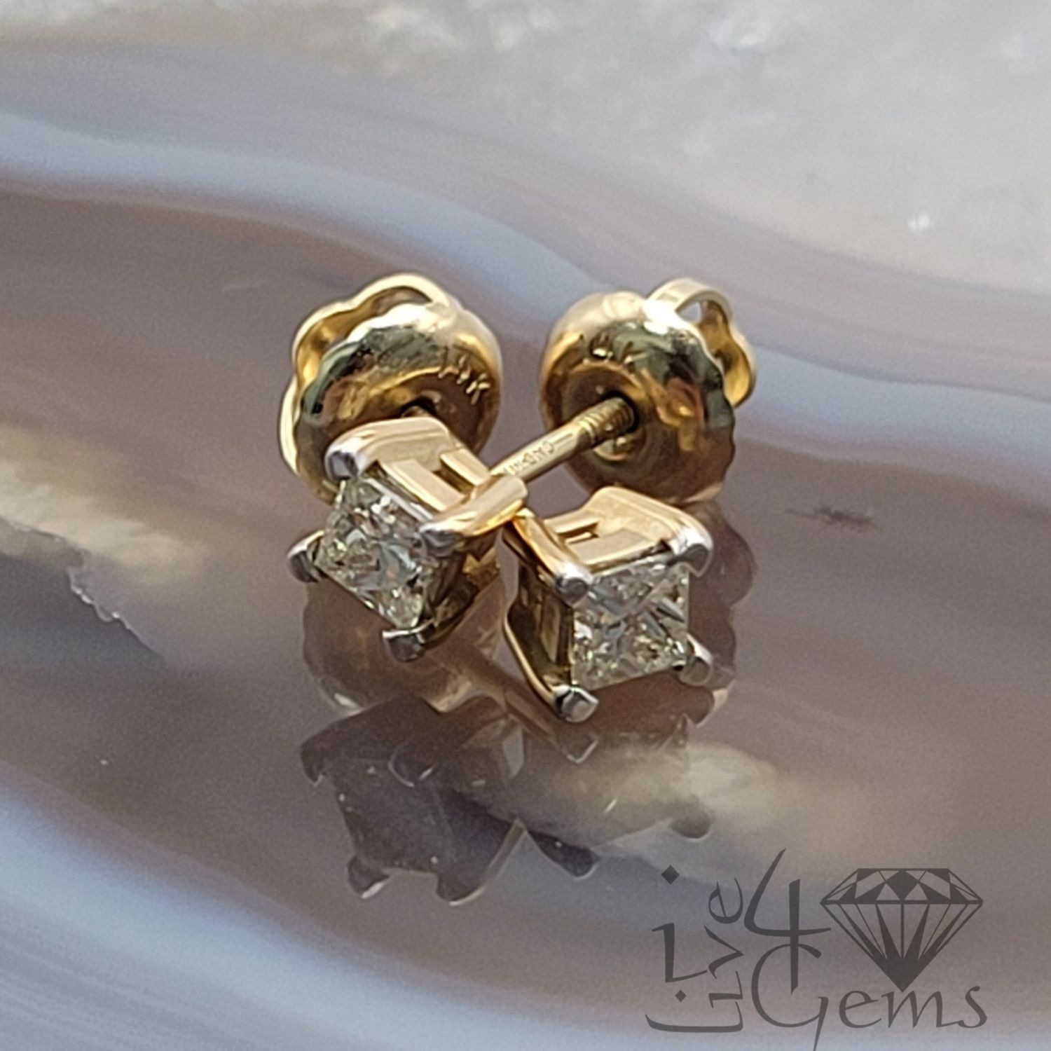 14kt Princess Exc Dia Certifed Solitaire