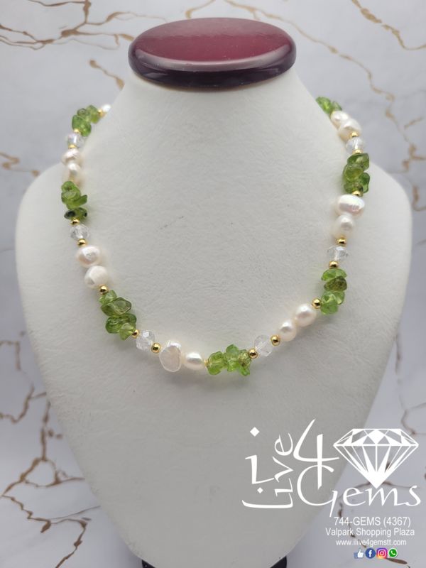 16.5&quot; Peridot and Freshwater Cultured Pearl Necklace