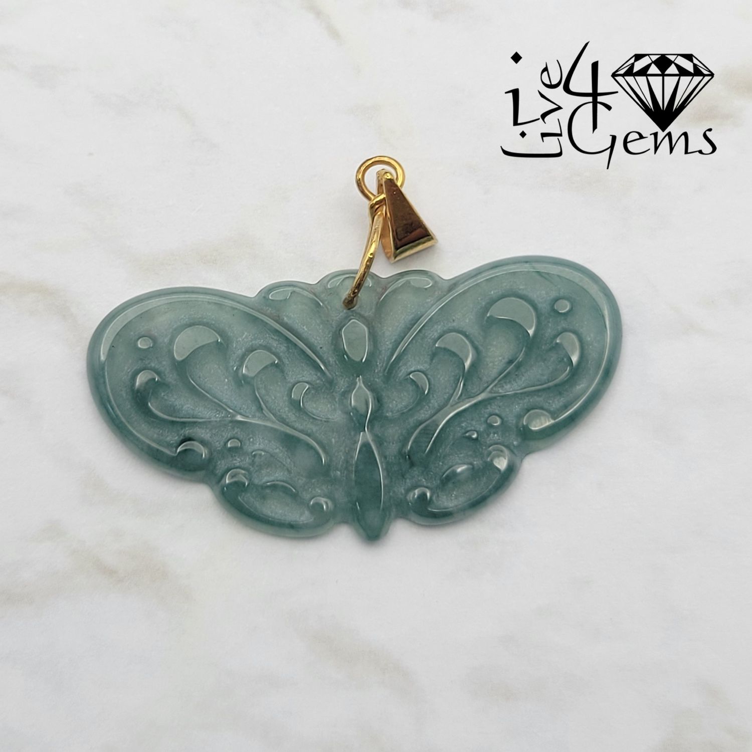 10kty Green Jade Butterfly Pendant 2cm x 3.5cm