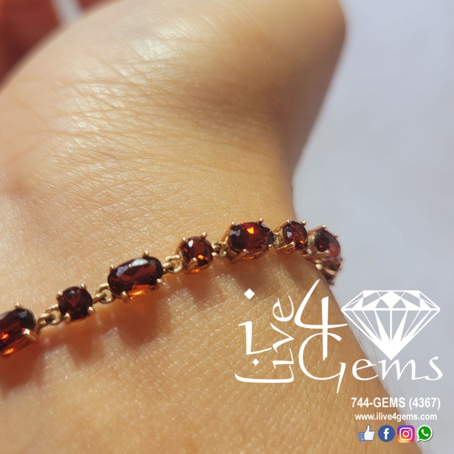 10kty Bolo Round/Oval Bracelet Garnet