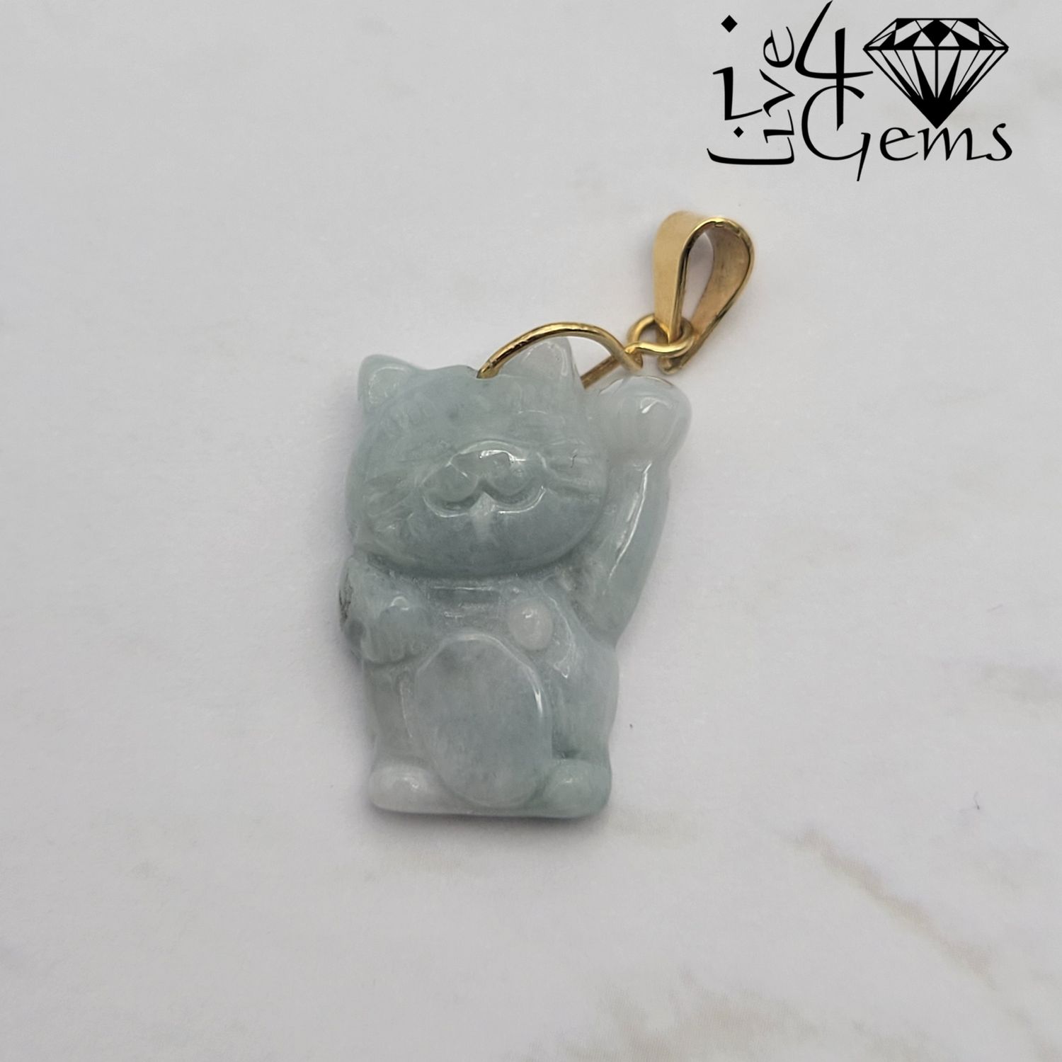 10kty Light Green Jade Lucky Cat Pendant 2cm