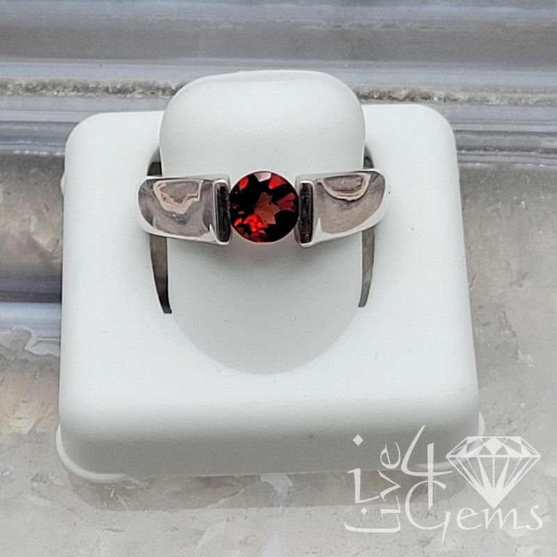 Sterling Silver Round Garnet Stone Ring