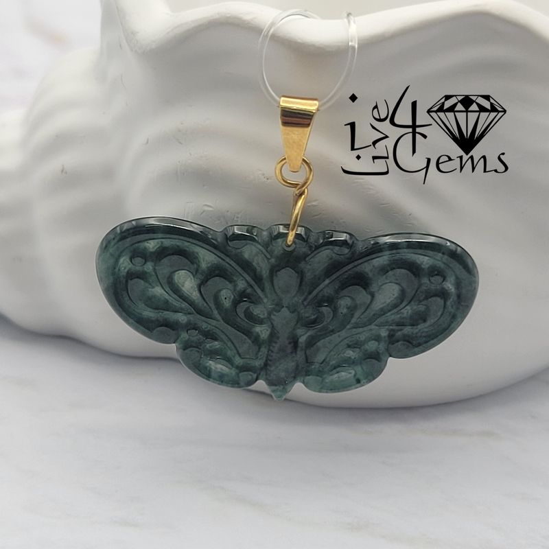 10kty Dark Green Jade Butterfly Pendant 2cm x 3.5cm