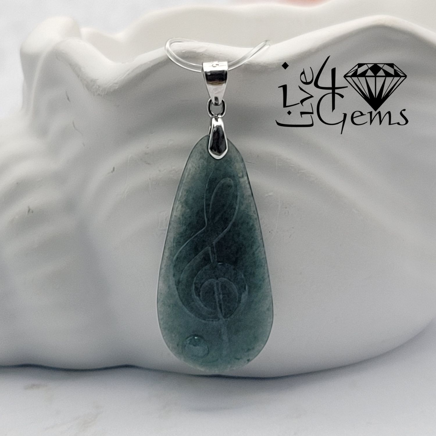 Silver Green Jade Music Note Pendant 2.5cm with Chain