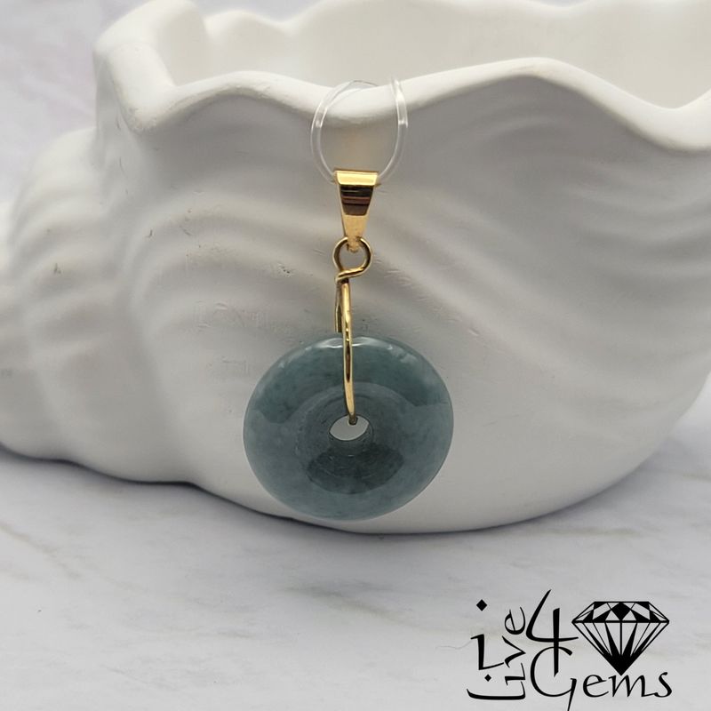 10kty Green Jade Donut Charm