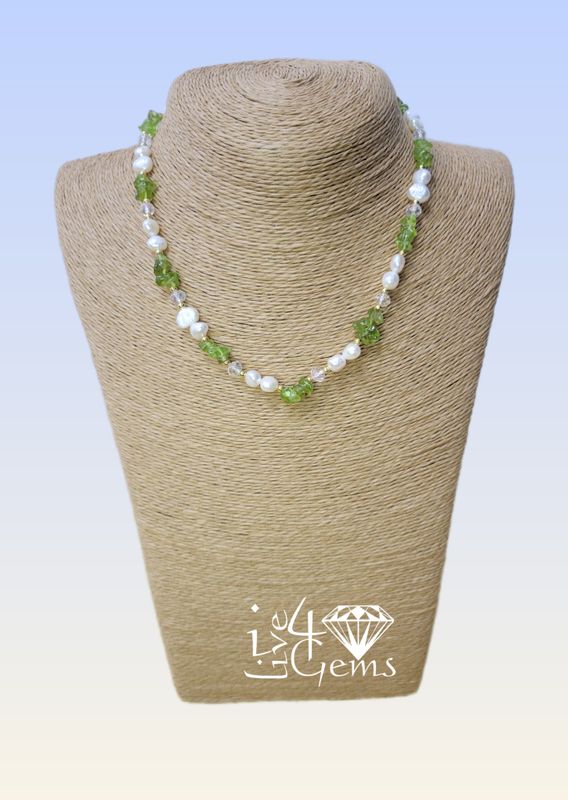 16.5&quot; Peridot and Freshwater Cultured Pearl Necklace