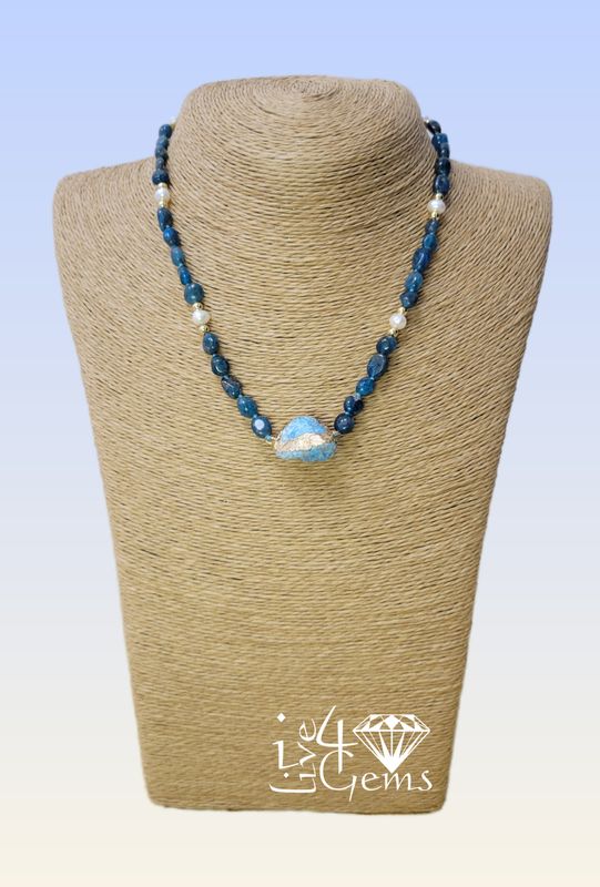 16&quot; Apatite and Freshwater Pearl Choker Necklace
