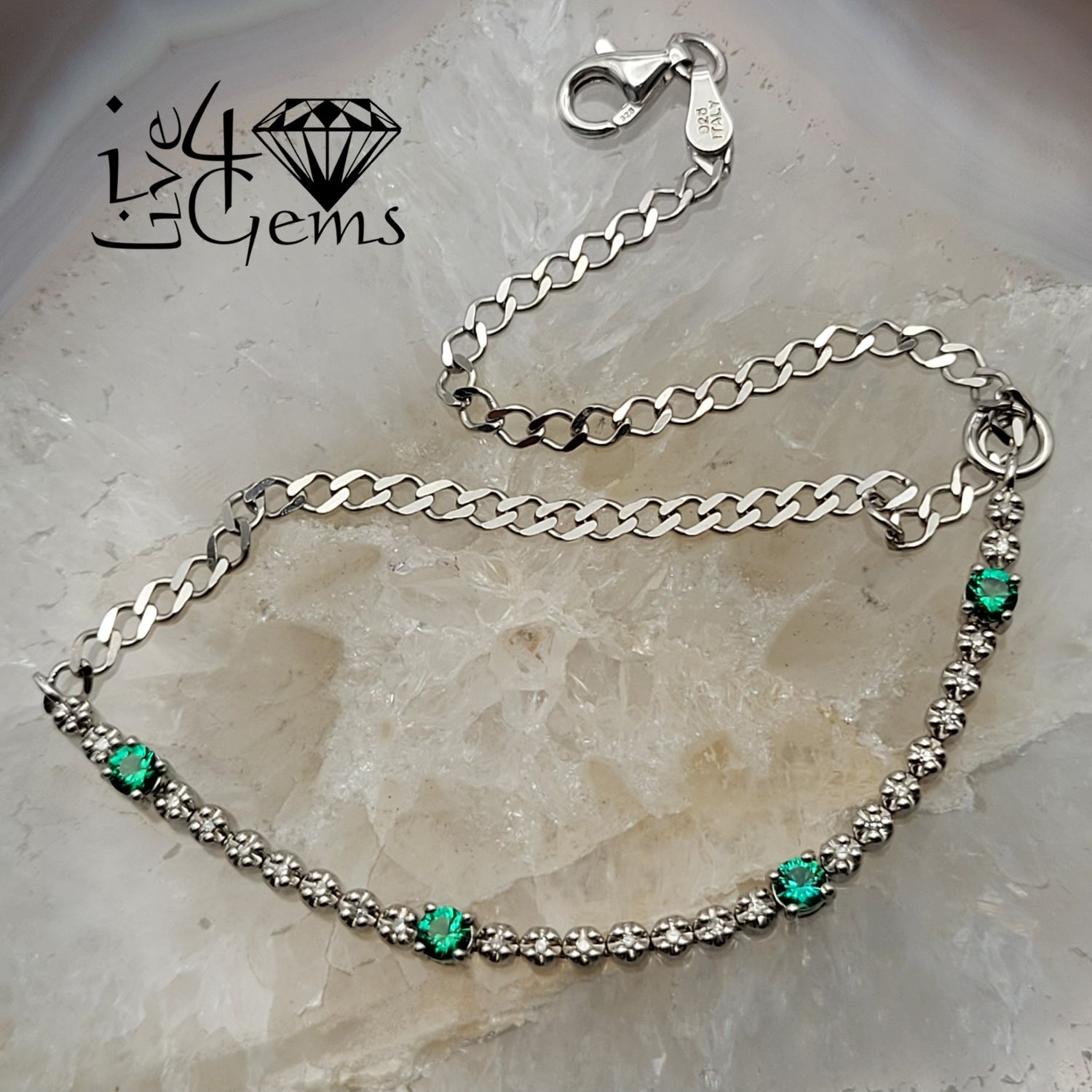 Silver 0.10ctw Diamond Lab Emerald Bracelet
