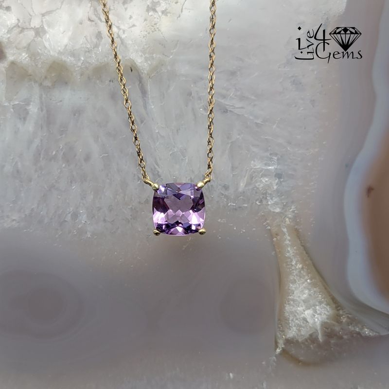 10kty Cushion Cut 8mm Pendant/Chain