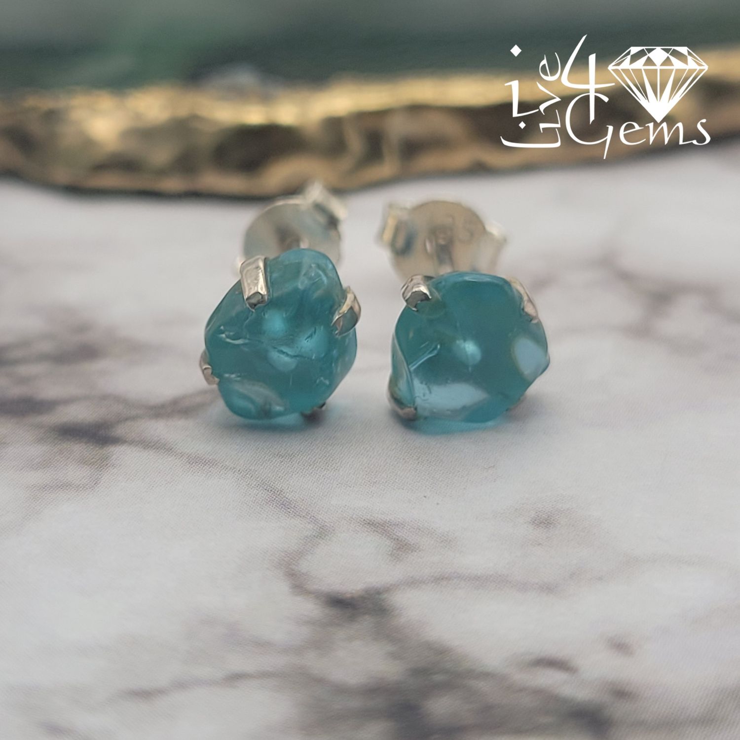 Sterling Silver Apatite Stud