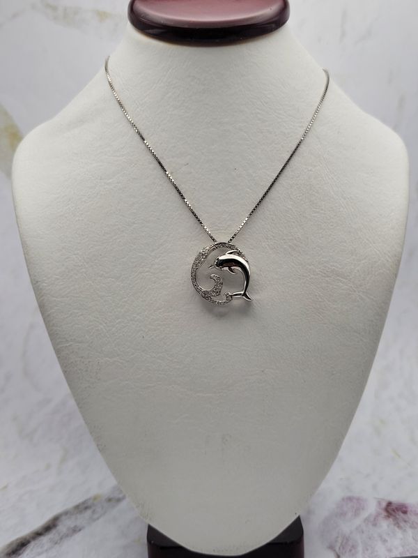 Silver 1/5ctw Dia Dolphin Pendant