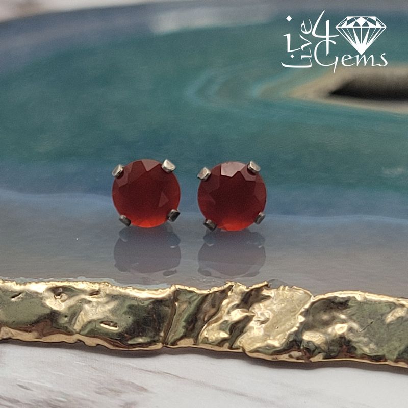 Silver 6mm Carnelian Stud