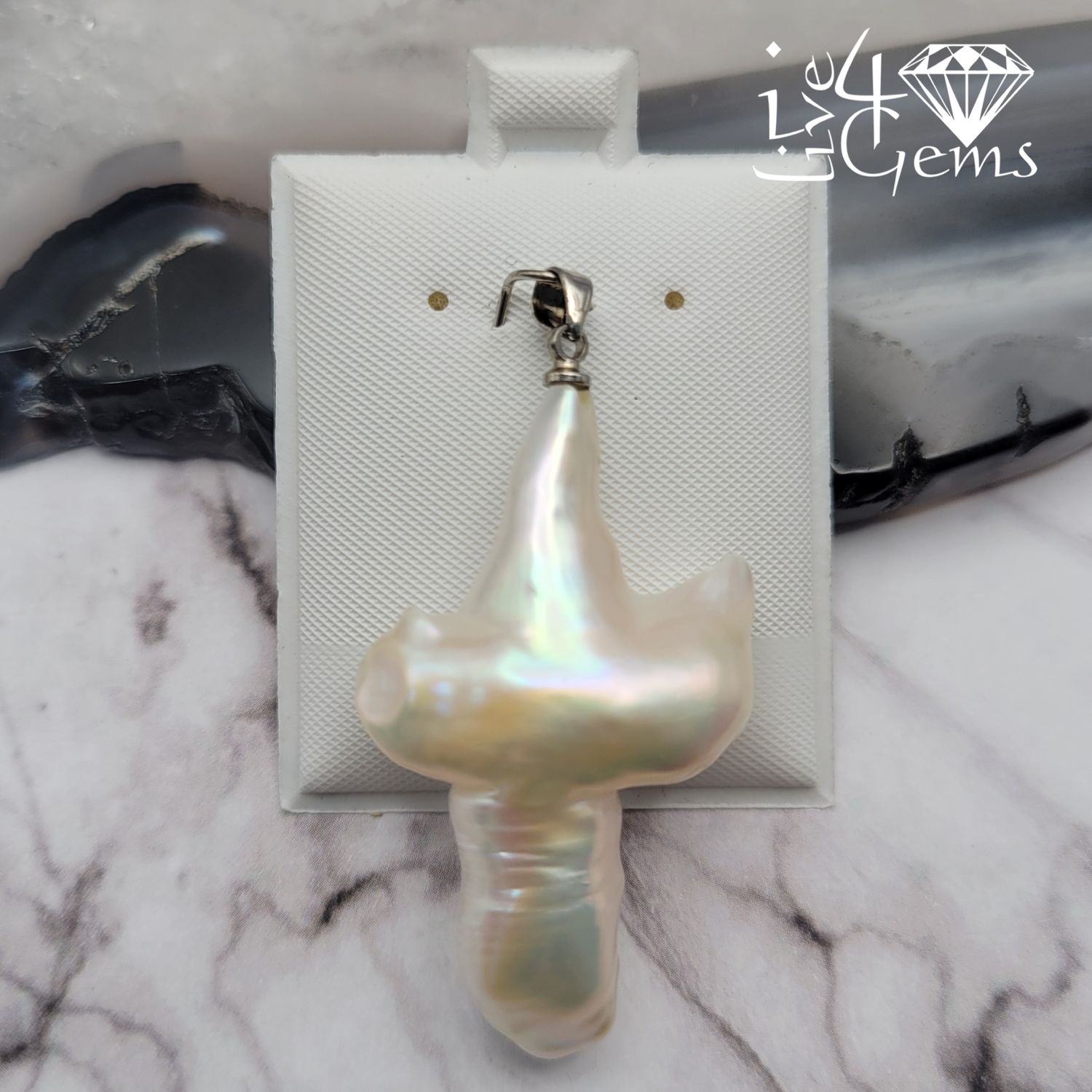 Pearl Pendant Style 1 White