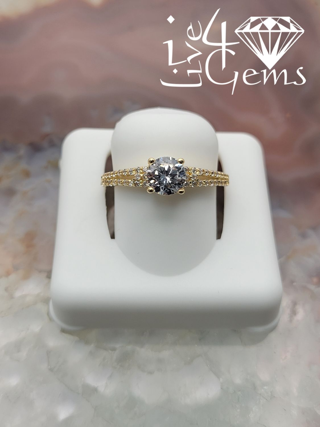 10kty Split Shank Cz 6mm Solitaire Ring